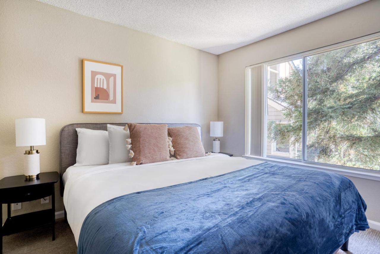2br W Wd Gym Pool Apple Shuttle Sfo-599