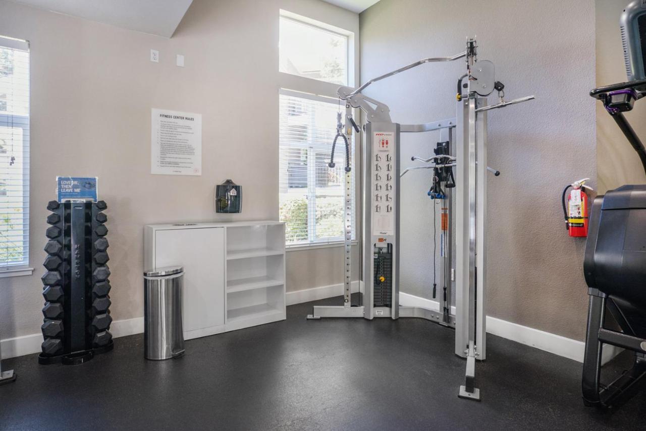 2br W Wd Gym Pool Apple Shuttle Sfo-599 * Santa Clara